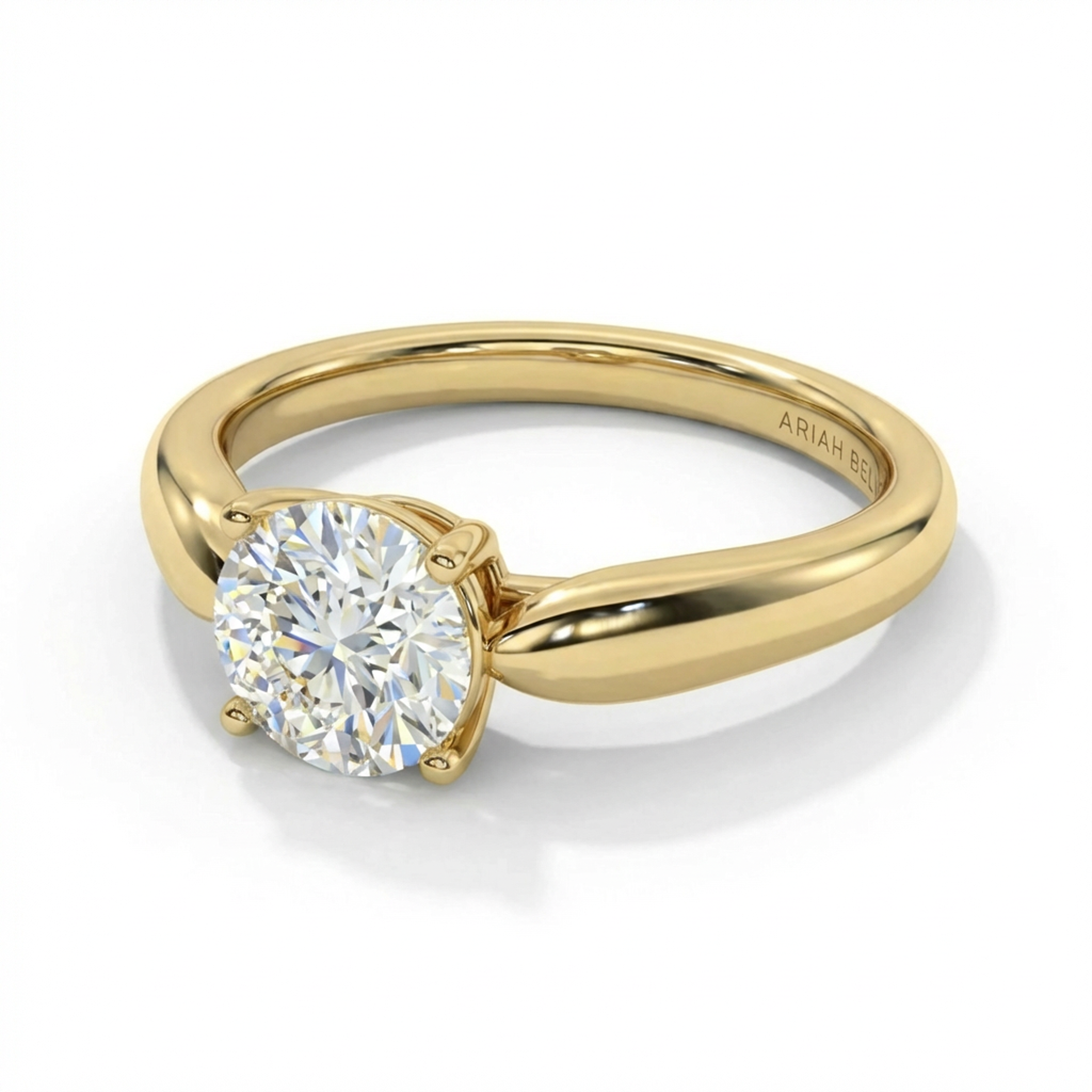 Round Brilliant Solitaire 4-Claw, Tapered Band