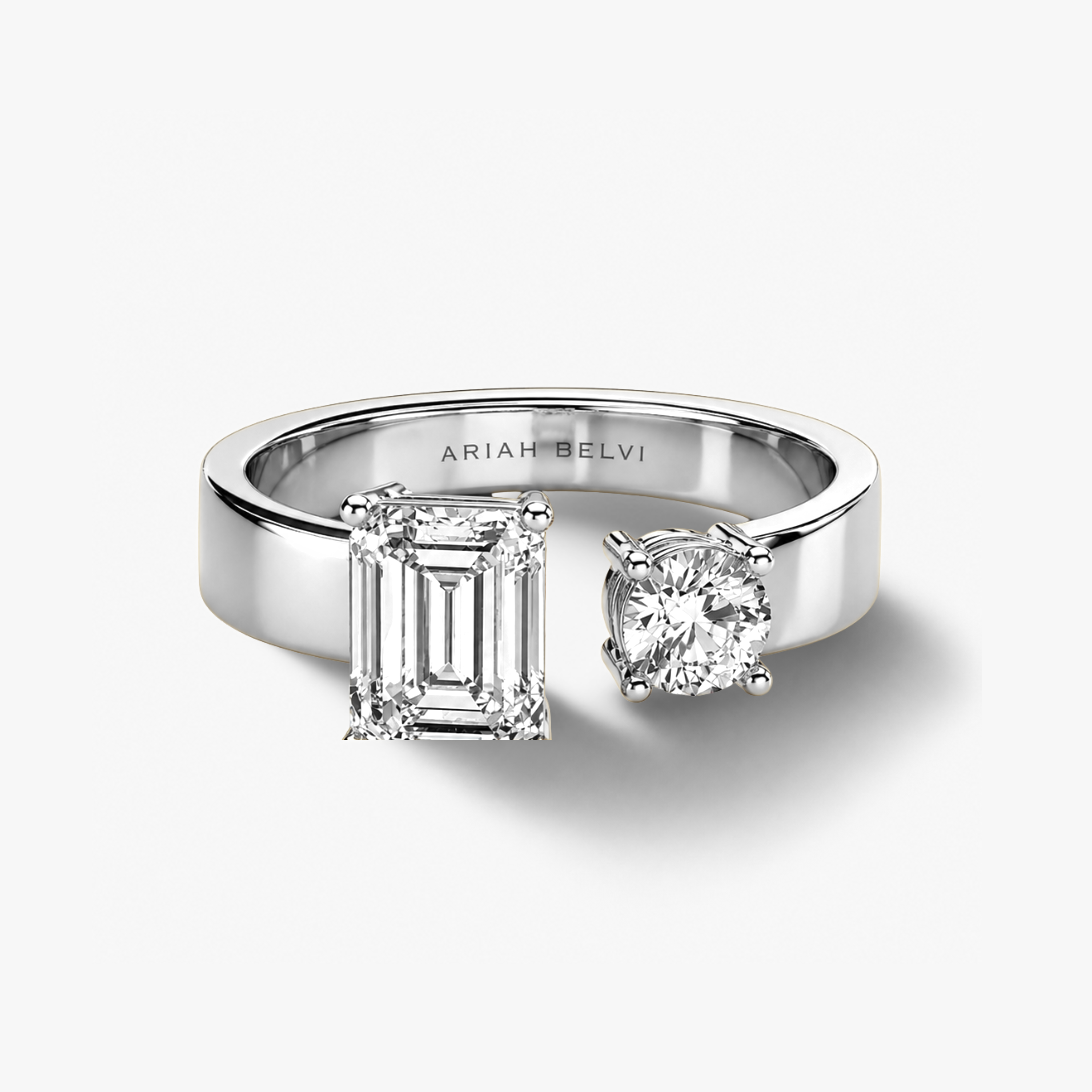 ARIAH Cigar Toi et Moi Diamond Gap Ring