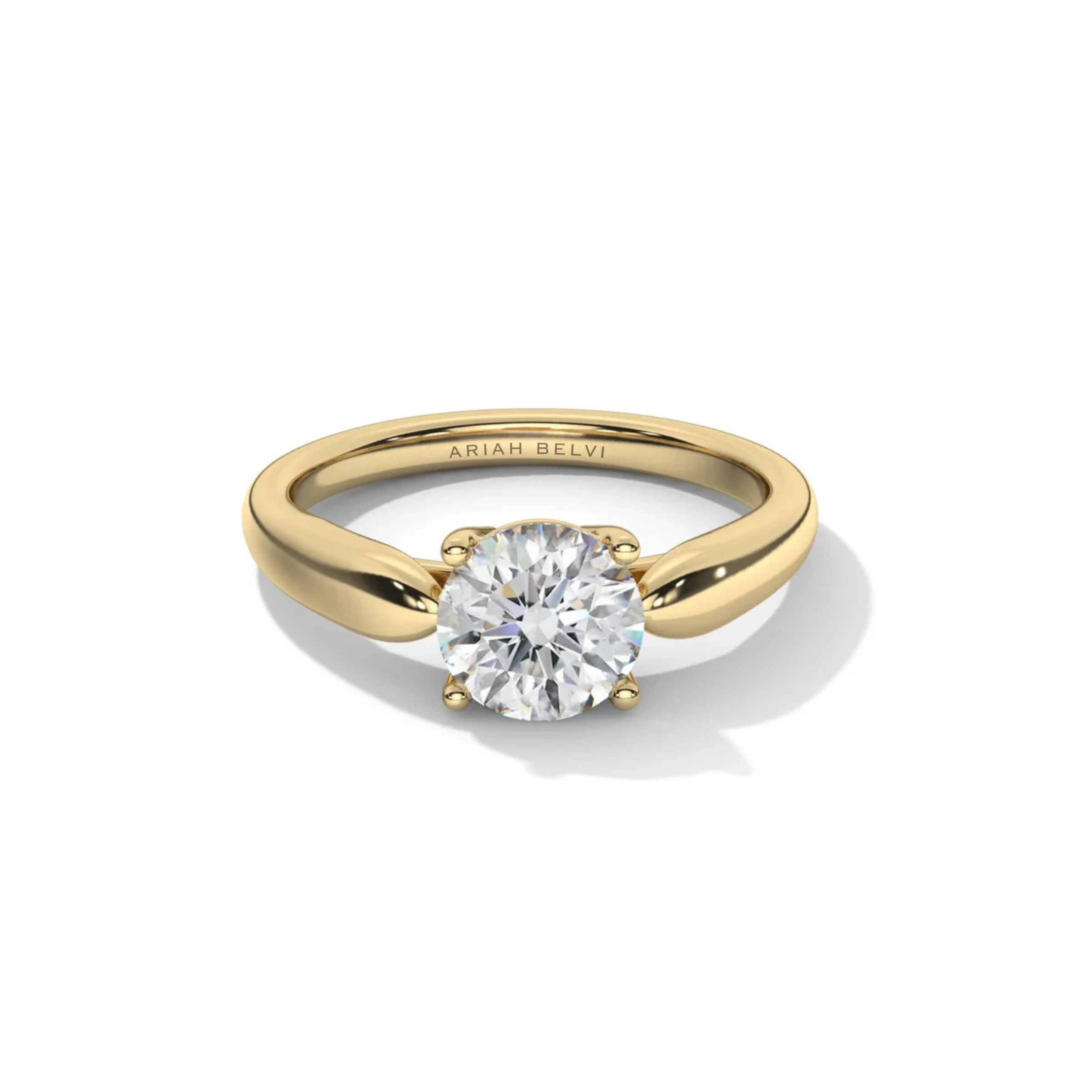 Round Brilliant Solitaire 4-Claw, Tapered Band